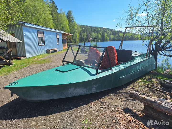 Катер Прогрес