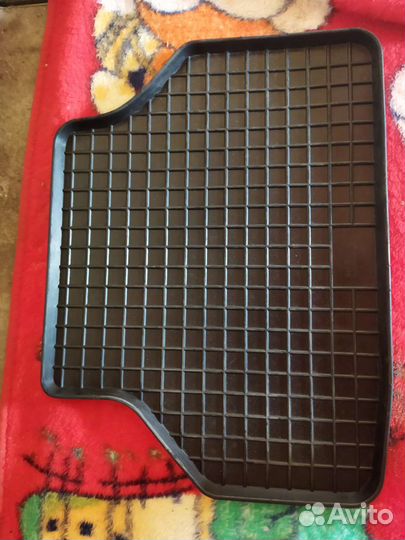 Автомобильные коврики резиновые