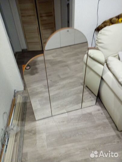 Зеркало трехстворчетое настольное (трюмо)