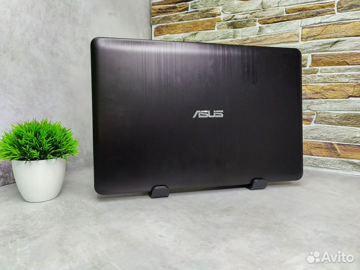Быстрый ноутбук Asus intel 4ядра/SSD/15.6/UHD605
