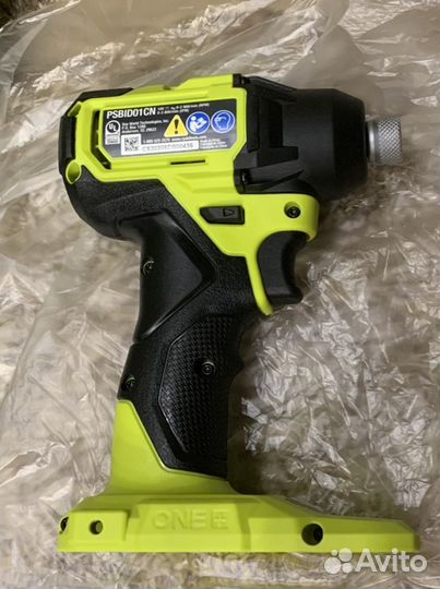 Бесщеточный винтоверт Ryobi ONE+ HP 18V с 2 акб