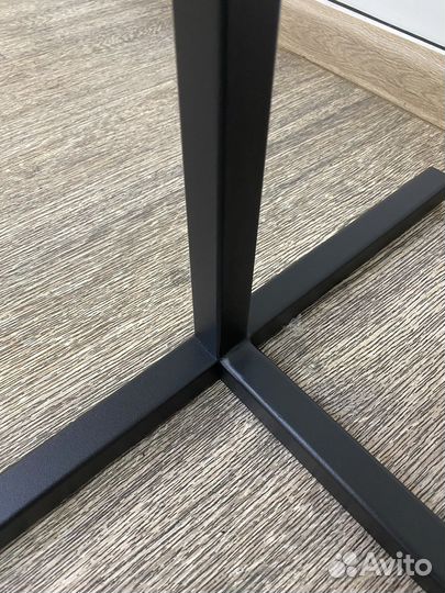 Вешалка для одежды напольная