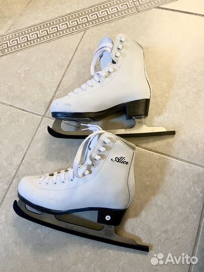 Коньки фигурные