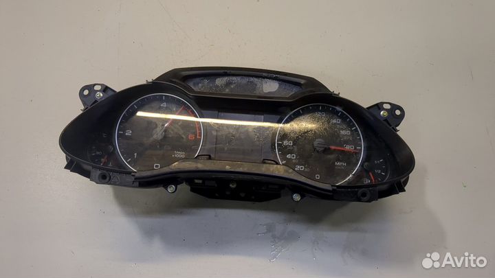 Щиток приборов Audi A4 (B8), 2011