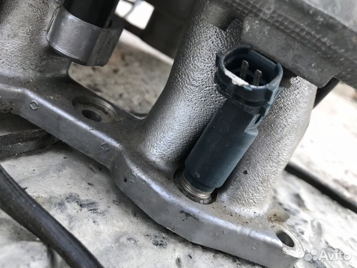 Форсунка топливная Тойота Ланд Круизер 100 4.7 2uz