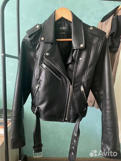 Кожаная куртка Pull & Bear