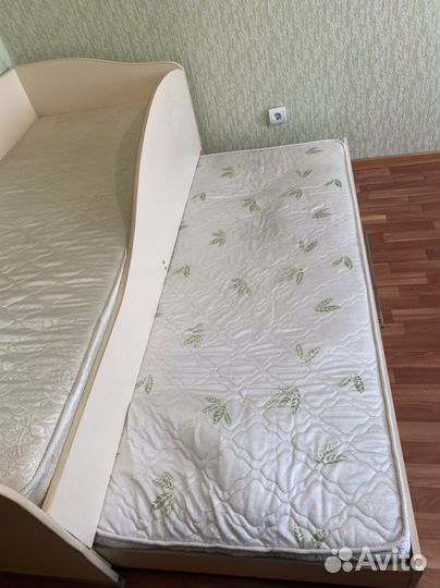 Двухъярусная кровать 80*190