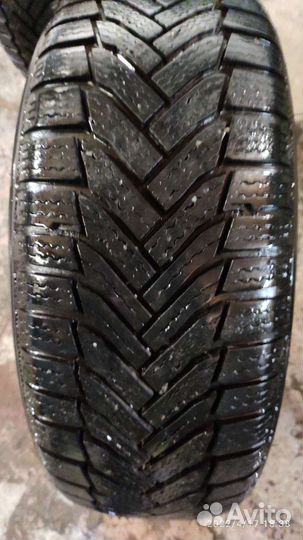 Michelin Alpin 6 205/55 R16