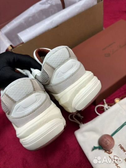 Кроссовки Loro Piana new balance женские