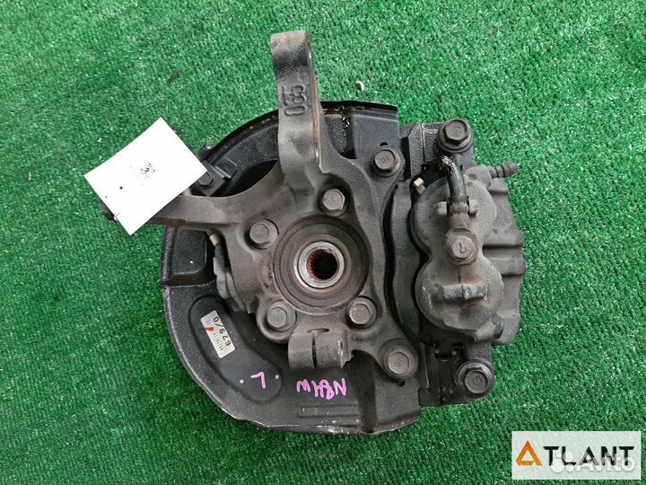 Ступица передняя левая mitsubishi chariot grandis