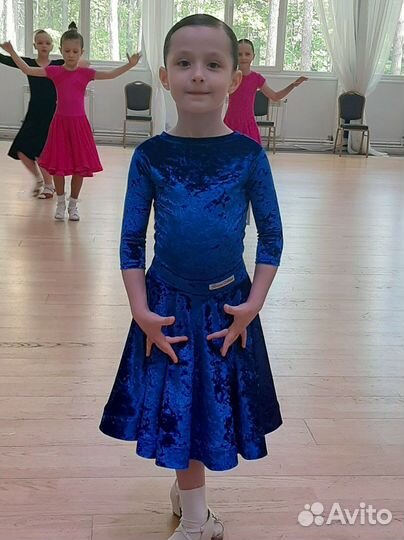 Рейтинговое платье для бальных танцев