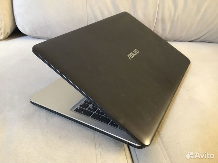 Asus X540Y в отличном состоянии