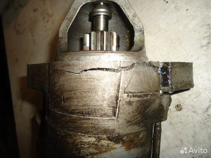 Стартер (Audi A8, Audi Q7, Volkswagen Touareg)