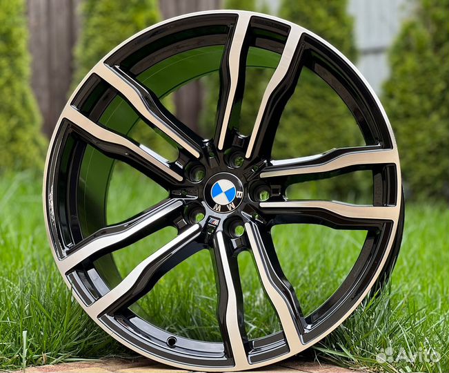 Новые строгие диски R20 BMW X5 X6 F15 F16