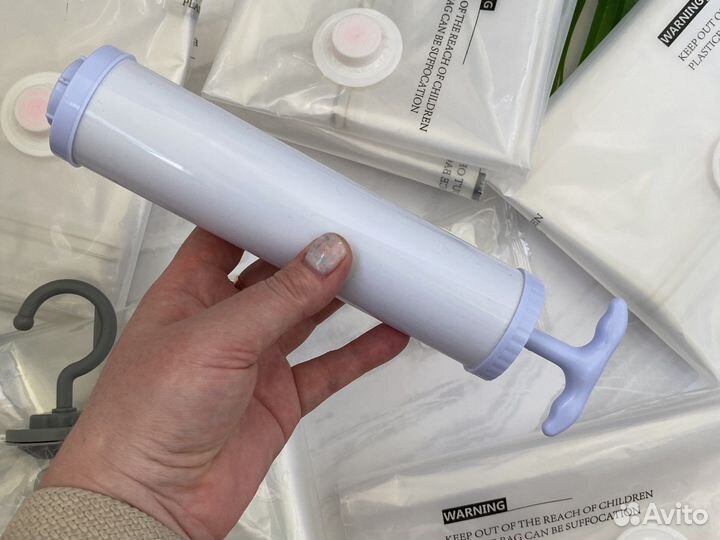 Новые вакуумные пакеты для хранения вещей и насос