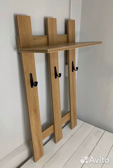 Вешалка для одежды настенная новая