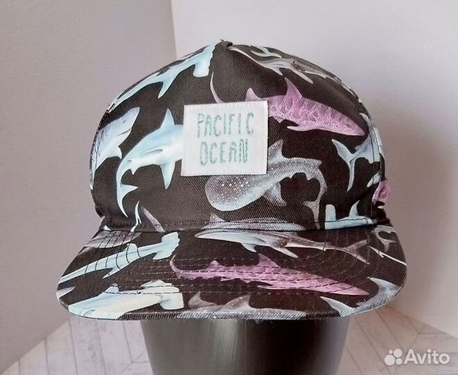 Кепка детская с рисунком K.Kijak x H & M