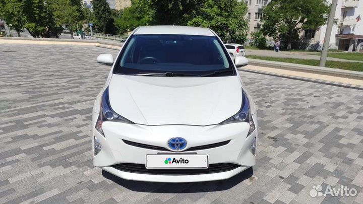 Toyota Prius 1.8 AT, 2016, 90 000 км