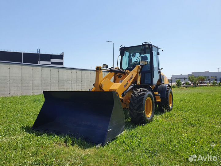 Фронтальный погрузчик Kyloton ZL30, 2023