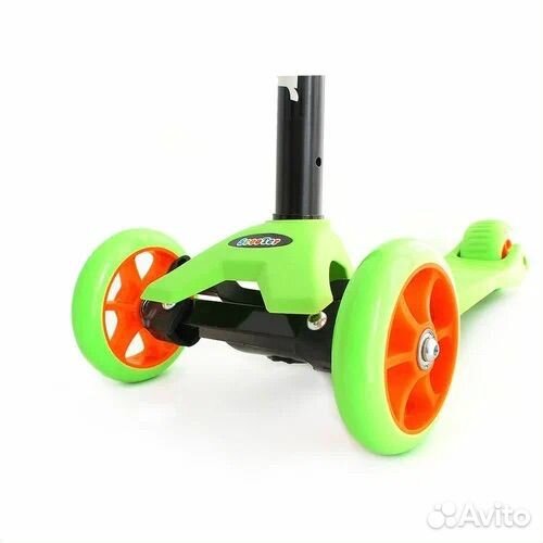 Самокат детский трехколесный
