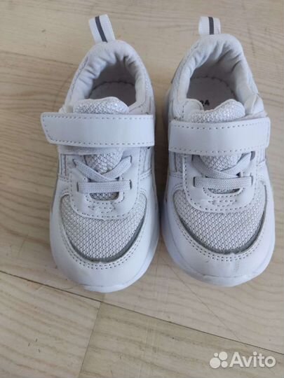 Обувь для девочки пакетом 23 24