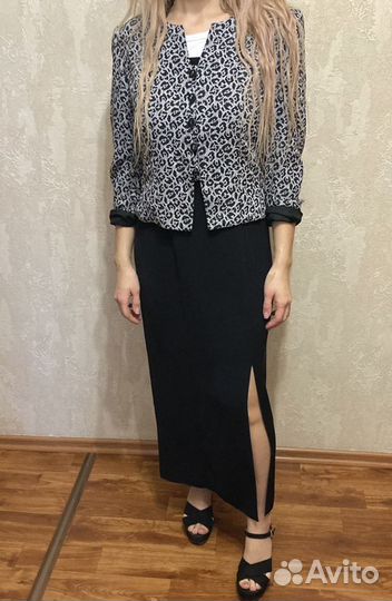 Костюм женский