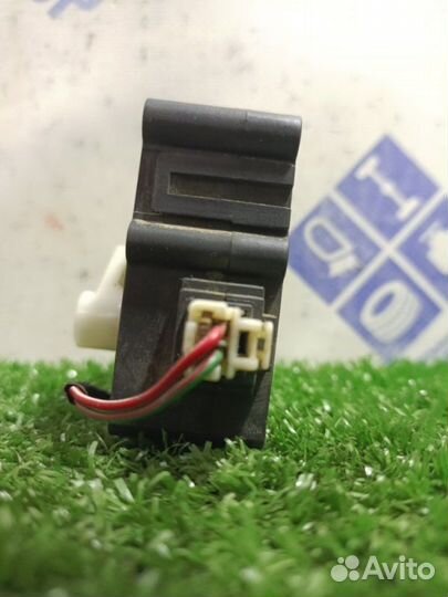 Сервопривод заслонки печки Mitsubishi Legnum