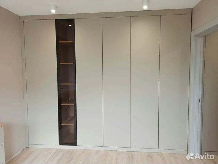 Встроенный шкаф