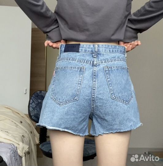 Джинсовые шорты