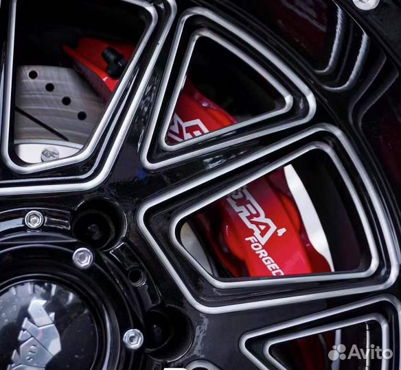 Тормозная система Rotora на Toyota Hilux 2015-2023