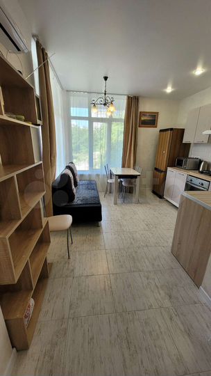 2-к. квартира, 40 м², 1/4 эт.