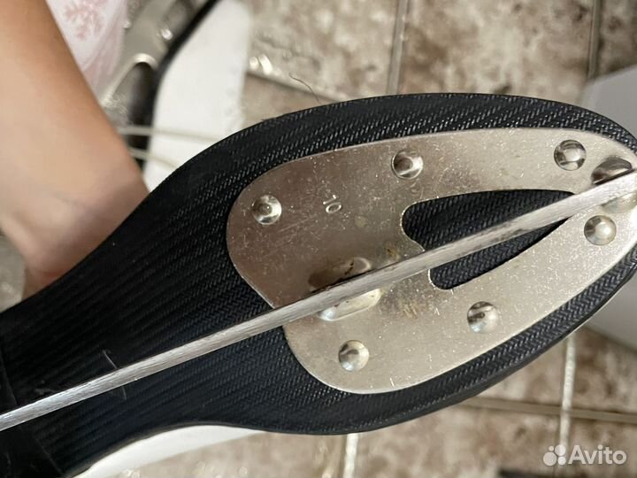 Коньки фигурные 39