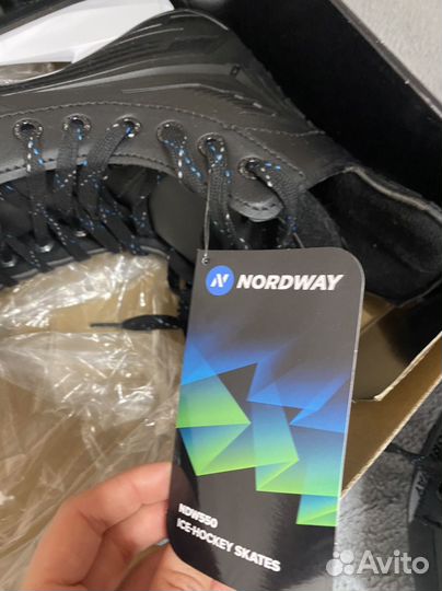 Коньки хоккейные 41