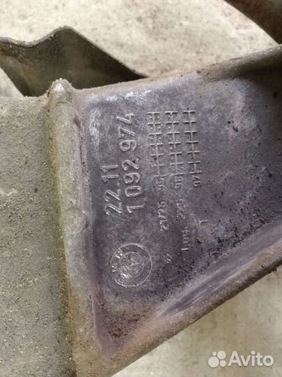 Кронштейн двигателя bmw е39