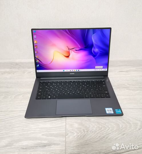 Ультрабук huawei MateBook D i3-1115G4/8 гб/SSD256