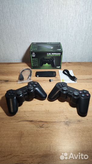 Игровая приставка game stick 64gb