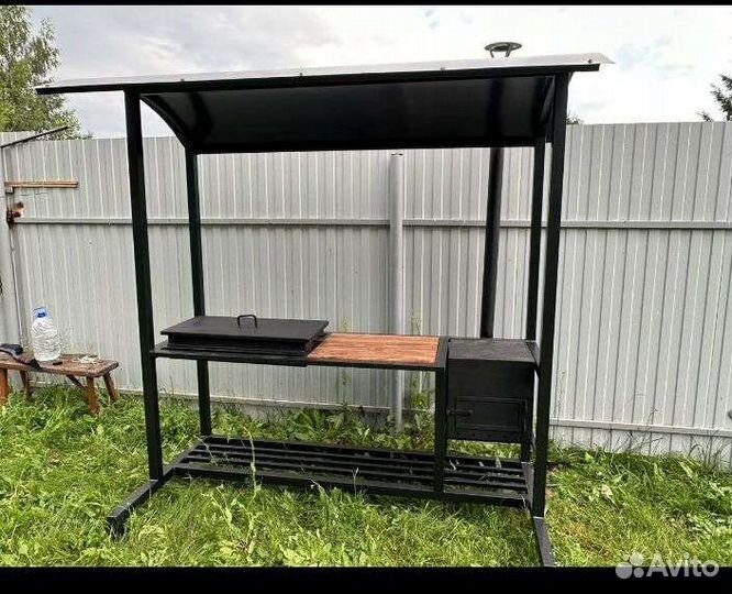 Мангал с крышей