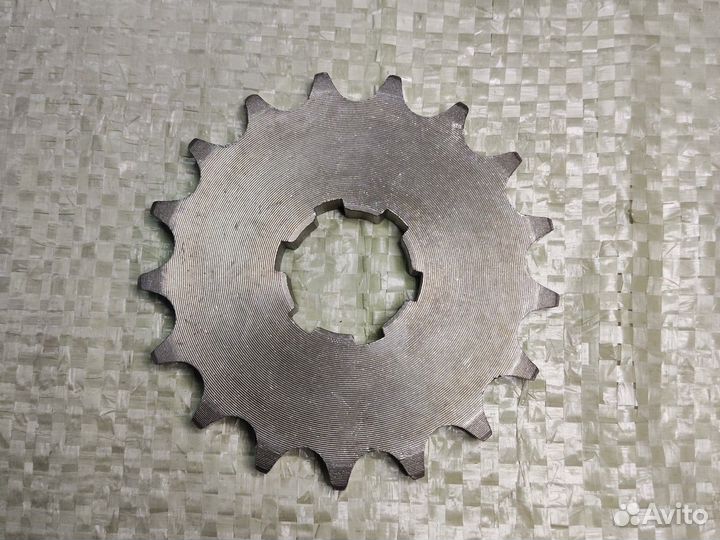 Звездочка Ява ведущая 17 зубов