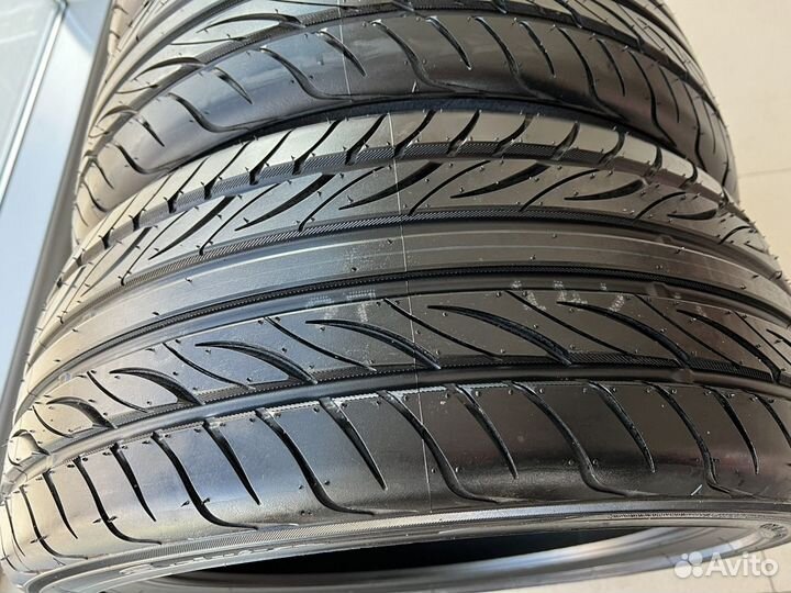 Yokohama S.Drive AS01 215/45 R17