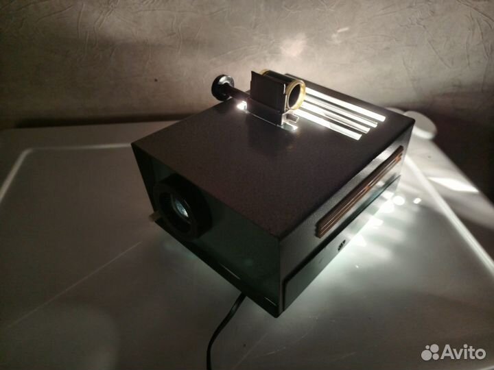 Фильмоскоп и диафильмы