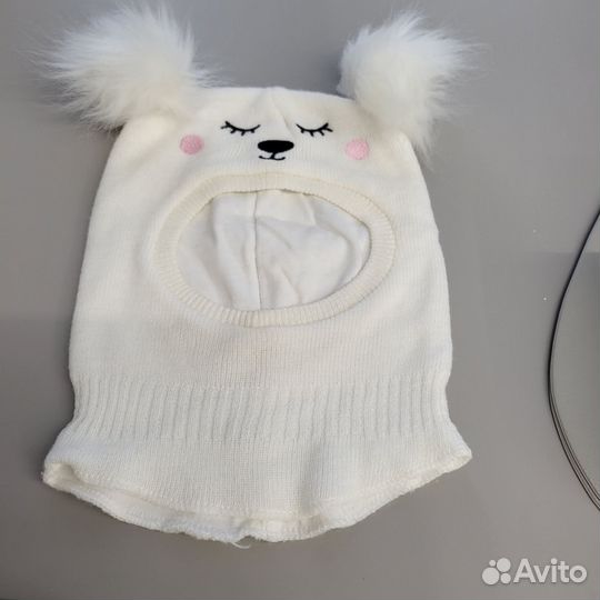 Демисезонные шапки для девочки