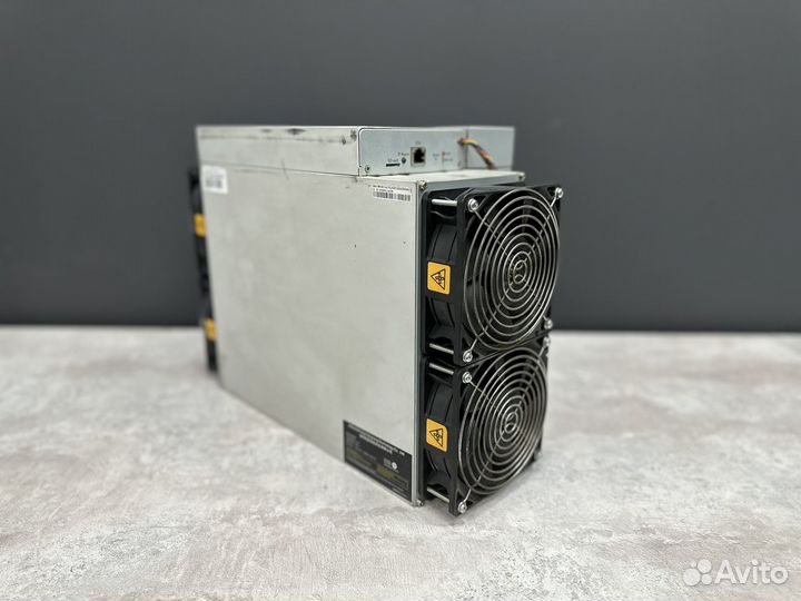 Antminer S19 95th (76 чипов)