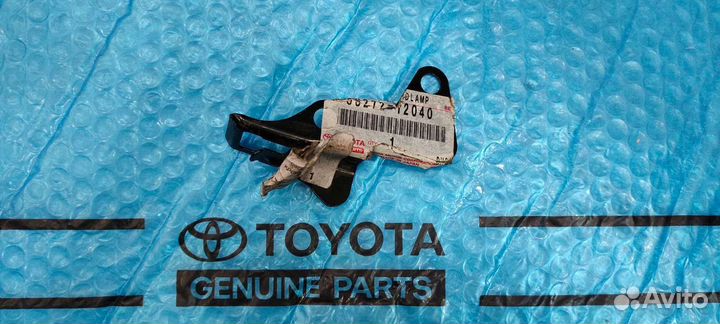 Крепление Королла 150 металлическое 53272-12040