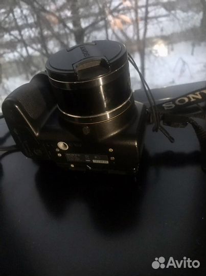 Компактный фотоаппарат