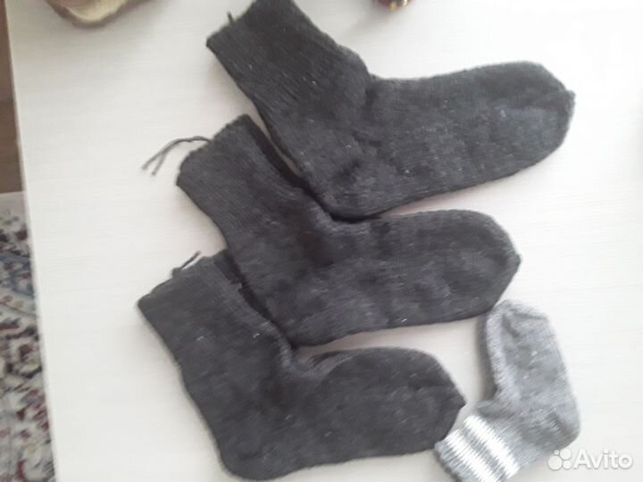 Вязаные шерстяные носки