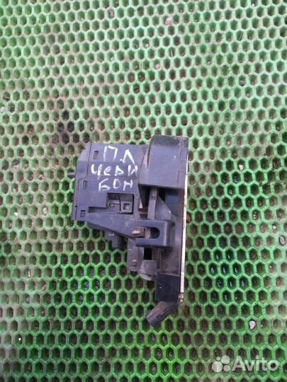 Замок двери передний левый Chery Bonus A13