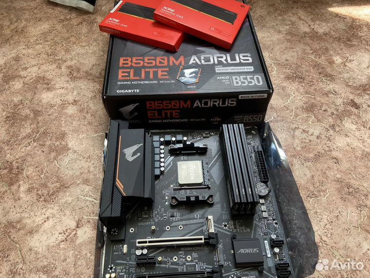 Комплект ryzen 5800x 32Гб ddr4 aorus b550m