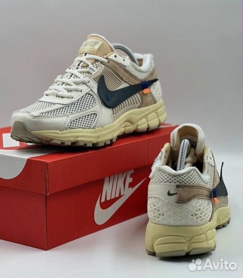 Кроссовки Nike