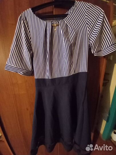 Платье женское 46 48