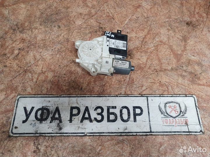 Моторчик стеклоподьемника задний левый Ford Focus